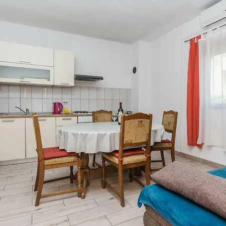 Lorena Apartment